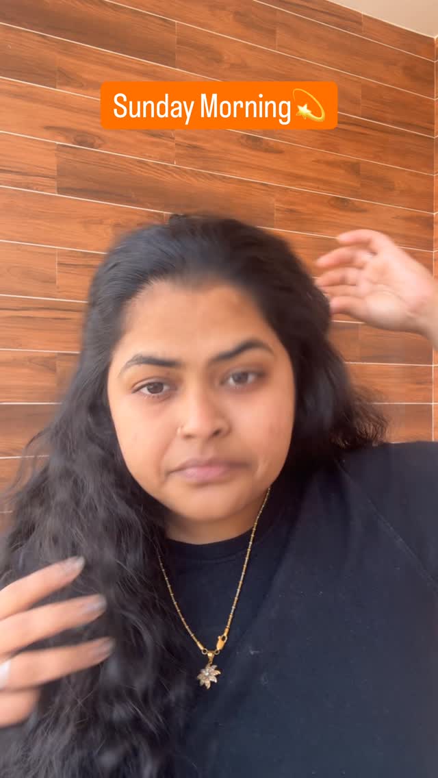 Sunday mornings are for slowing down oiling & masking the  hair , feeding the skin and choosing skin care. The herbal way because taking care of yourself is not luxury. It’s necessary.

#sundayselfcare #haircare #skincare #naturalproducts #sundayroutine